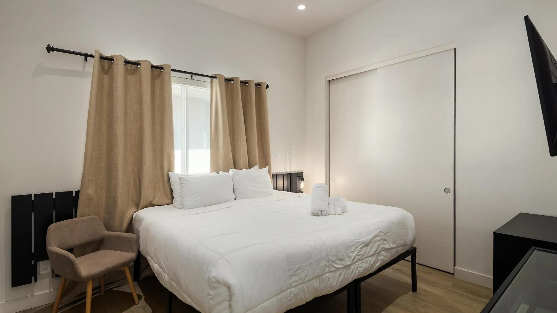 Apache - 4 Units - Hot Tub - Heart Of Old Town Vila Scottsdale